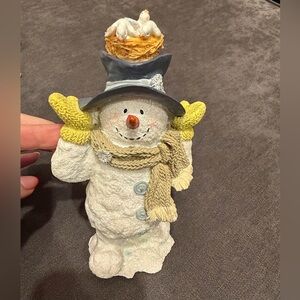 Festive Ice Sculpture Snowman Figurine with Birds Nest on Hat